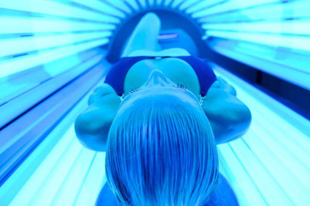 'Video thumbnail for Wearing Earbuds While in a Tanning Bed'